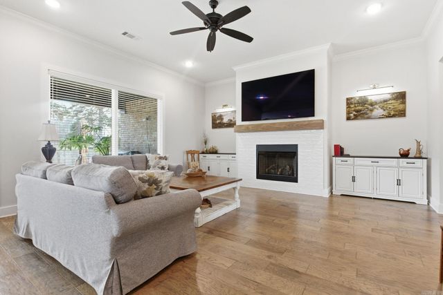 1153 Essex Drive, Benton, AR 72019