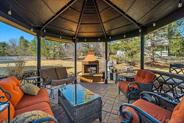 20273 E Lake Circle, Centennial, CO 80016