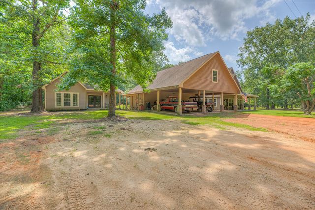 110 Happy Trail, Coldspring, TX 77331
