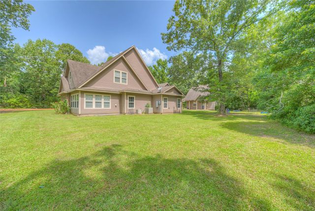 110 Happy Trail, Coldspring, TX 77331