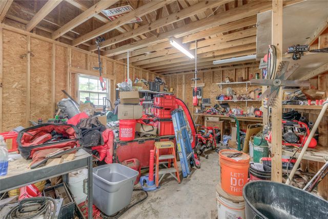 110 Happy Trail, Coldspring, TX 77331