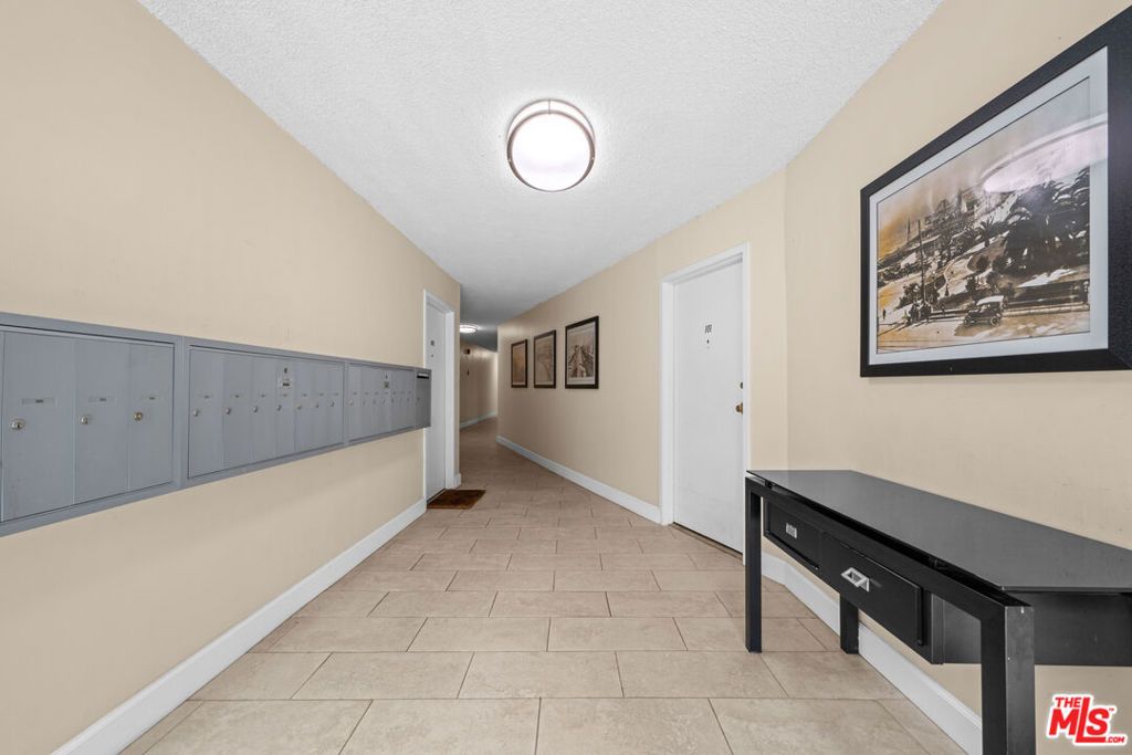 826 2nd Street 101, Santa Monica, CA 90403 — photo 3