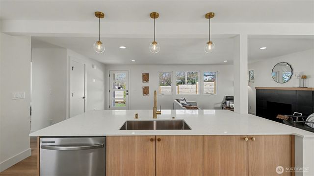 3201 S Webster St., Seattle, WA 98118