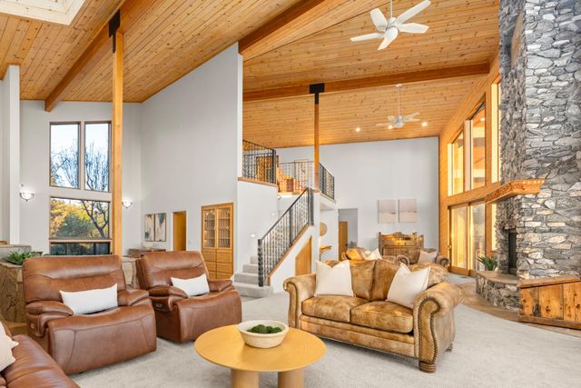 984 Crestview Dr, Murphys, CA 95247