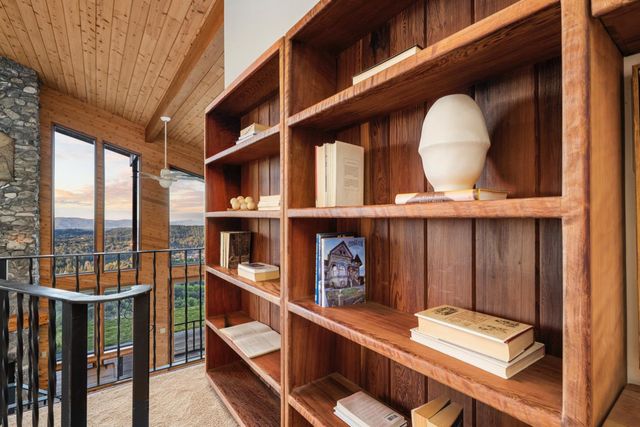 984 Crestview Dr, Murphys, CA 95247