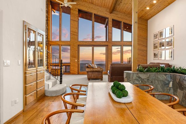 984 Crestview Dr, Murphys, CA 95247