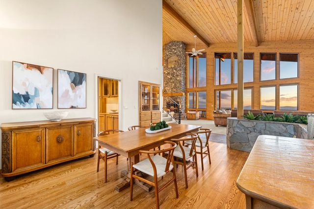 984 Crestview Dr, Murphys, CA 95247