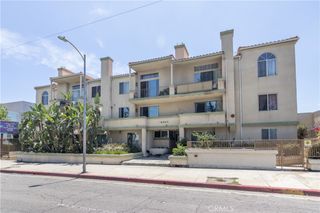 16940 Chatsworth Street 106, Granada Hills, CA 91344