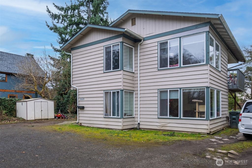 2628 West Street, Bellingham, WA 98225