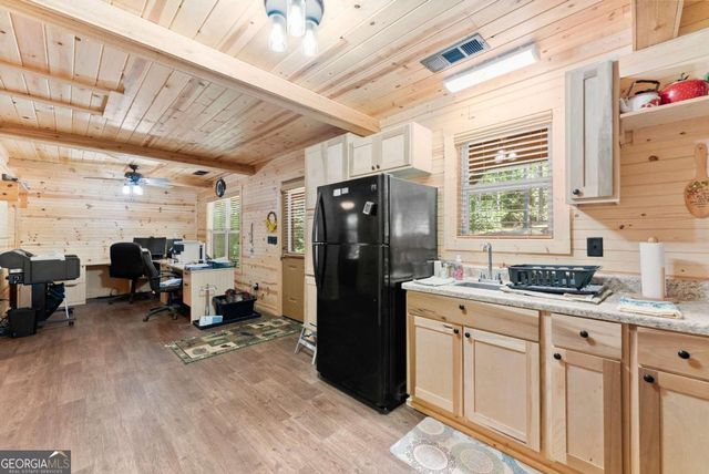 318 Jim Grizzle Road, Royston, GA 30662