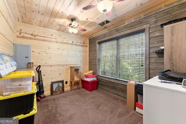 318 Jim Grizzle Road, Royston, GA 30662