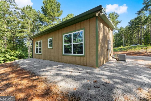 318 Jim Grizzle Road, Royston, GA 30662