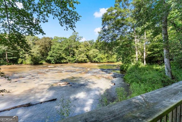 318 Jim Grizzle Road, Royston, GA 30662