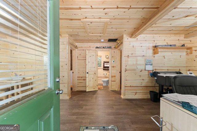 318 Jim Grizzle Road, Royston, GA 30662