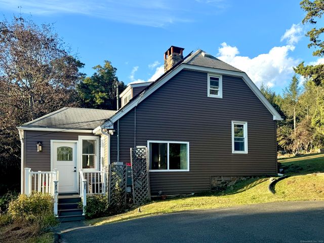 5 Windmill Road, New Fairfield, CT 06812