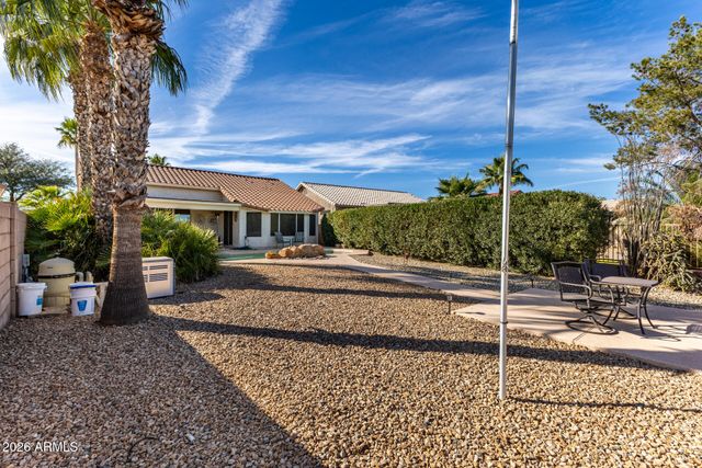 17315 N Coyote Lakes Parkway, Surprise, AZ 85378