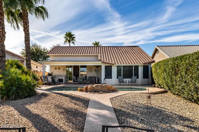 17315 N Coyote Lakes Parkway, Surprise, AZ 85378