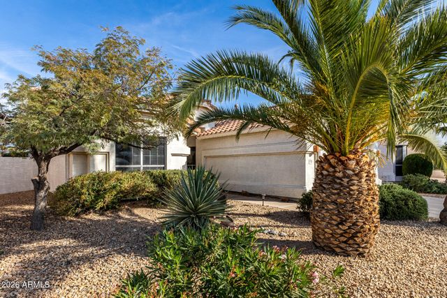 17315 N Coyote Lakes Parkway, Surprise, AZ 85378