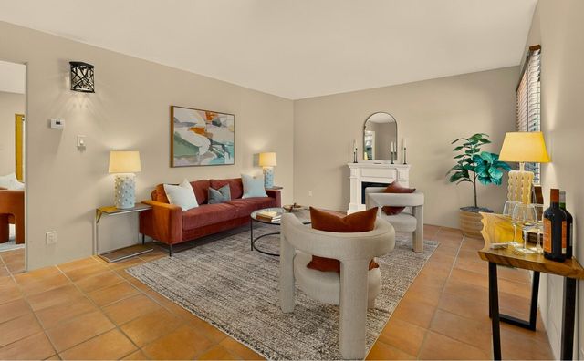 3028 Frontier Avenue NE, Albuquerque, NM 87106