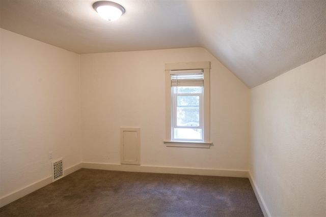 1305 Reed Avenue, Kalamazoo, MI 49001