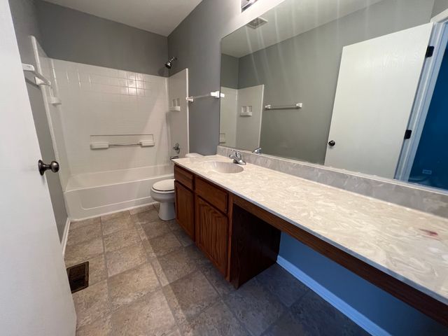 3102 Alyssa Street 3102, Plano, IL 60545