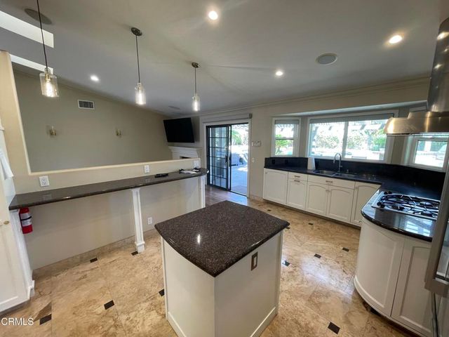 6893 Aviano Drive, Camarillo, CA 93012
