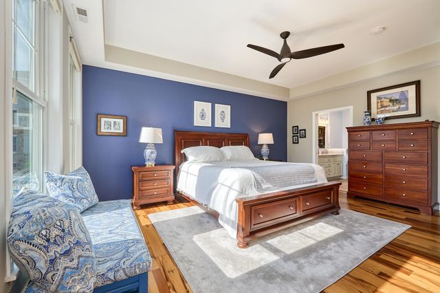 3110 N Chestnut Street 211, Chaska, MN 55318