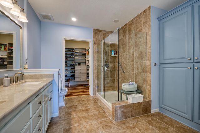 3110 N Chestnut Street 211, Chaska, MN 55318