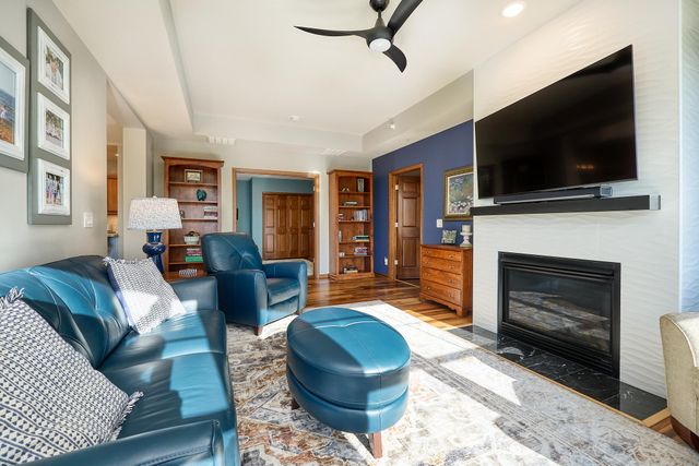 3110 N Chestnut Street 211, Chaska, MN 55318