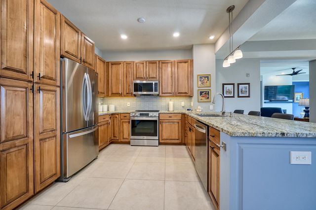 3110 N Chestnut Street 211, Chaska, MN 55318