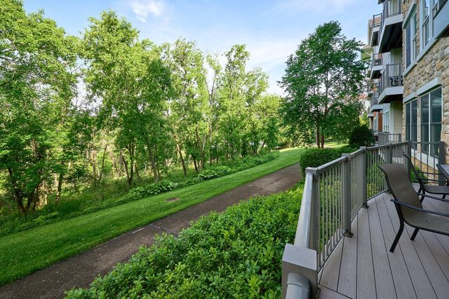 3110 N Chestnut Street 211, Chaska, MN 55318