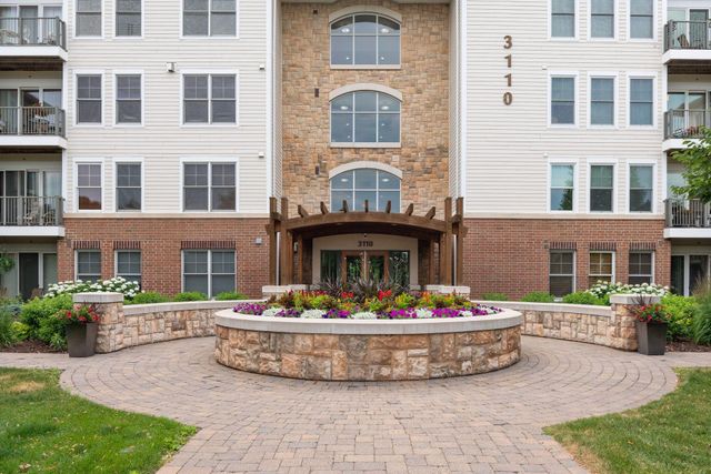 3110 N Chestnut Street 211, Chaska, MN 55318