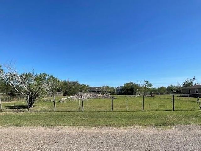 31169 Diana Street, Los Fresnos, TX 78586