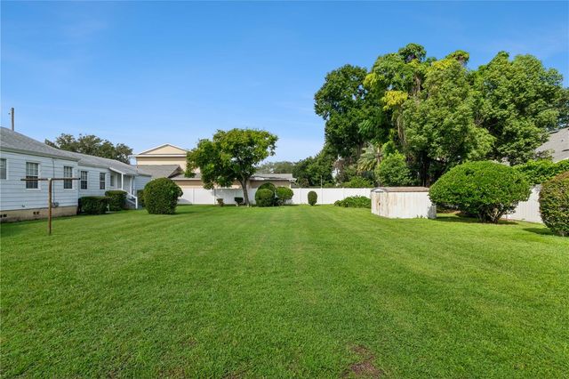 1125 GUERNSEY STREET, Orlando, FL 32804