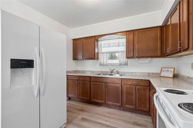 1125 GUERNSEY STREET, Orlando, FL 32804