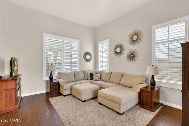 1880 E COMMERCE Avenue, Gilbert, AZ 85234