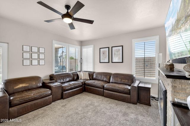 1880 E COMMERCE Avenue, Gilbert, AZ 85234