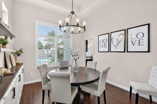 1880 E COMMERCE Avenue, Gilbert, AZ 85234