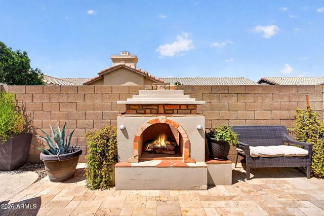 1880 E COMMERCE Avenue, Gilbert, AZ 85234
