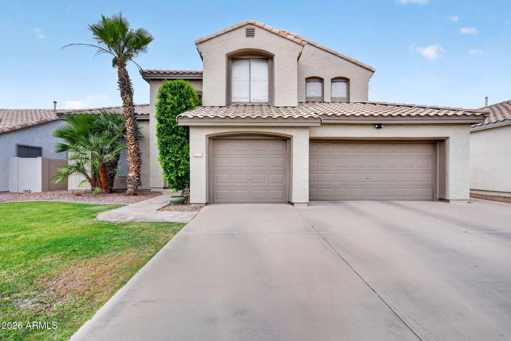 1880 E COMMERCE Avenue, Gilbert, AZ 85234