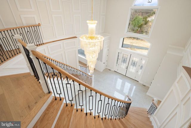 40925 ALYSHEBA DR, Leesburg, VA 20176