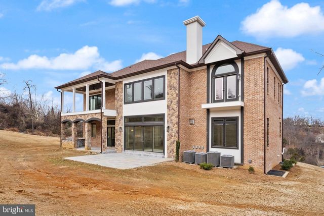 40925 ALYSHEBA DR, Leesburg, VA 20176