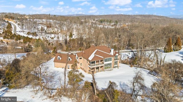 40925 ALYSHEBA DR, Leesburg, VA 20176