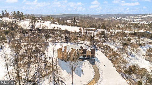 40925 ALYSHEBA DR, Leesburg, VA 20176