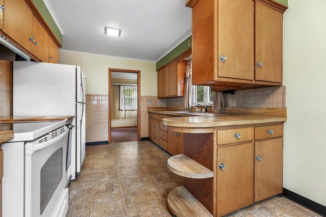 129 E 12TH STREET, Fond Du Lac, WI 54935