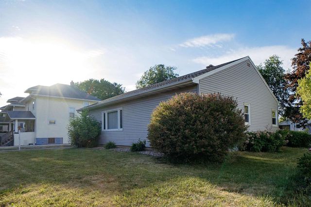 129 E 12TH STREET, Fond Du Lac, WI 54935