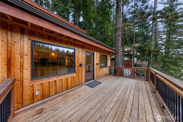 1693 Pebble Beach Trail, Bellingham, WA 98226
