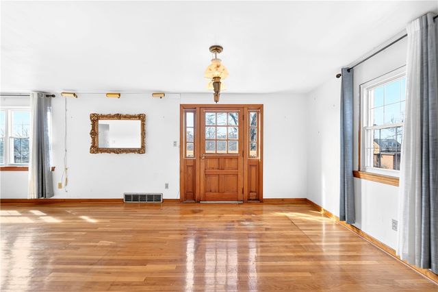 1610 Hill St, White Oak, PA 15131