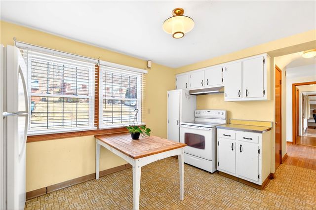 1610 Hill St, White Oak, PA 15131