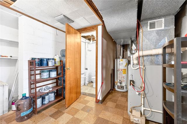 1610 Hill St, White Oak, PA 15131